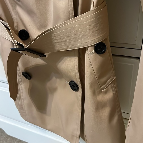 Cropped Trench BGSD Evelyn Women’s Weatherproof Hooded Short Coat Raincoat Large - Picture 4 of 11